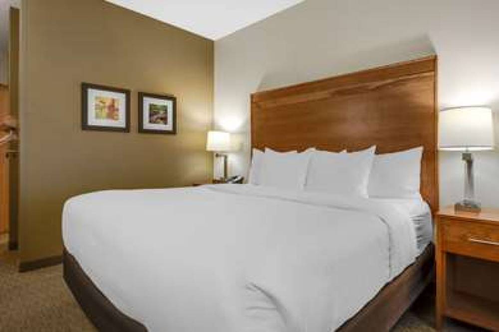 Comfort Inn Millersburg 5