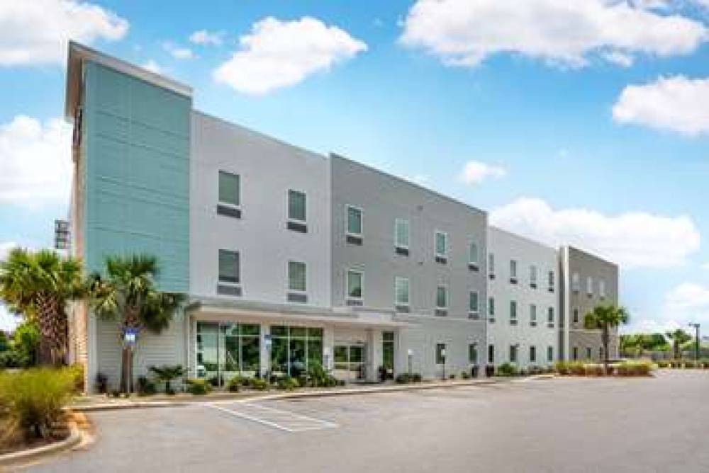 COMFORT INN MIRAMAR BEACH-DESTIN 2