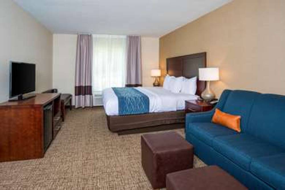 Comfort Inn Naugatuck 9