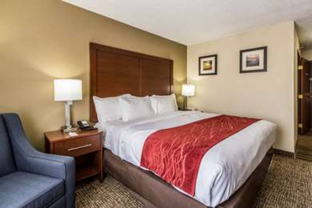 COMFORT INN NORWALK - SANDUSKY 8