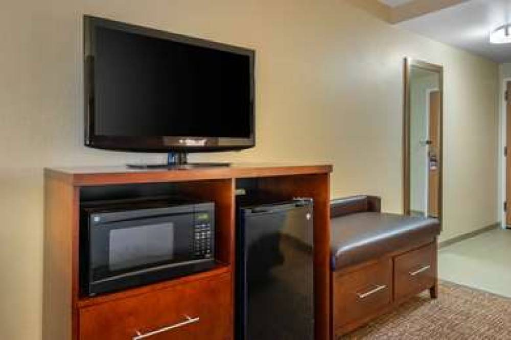 COMFORT INN OCALA SILVER SPRGS 9