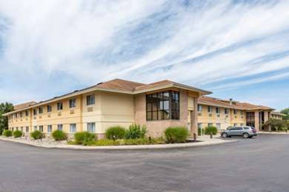 Comfort Inn Okemos - East Lansing 2