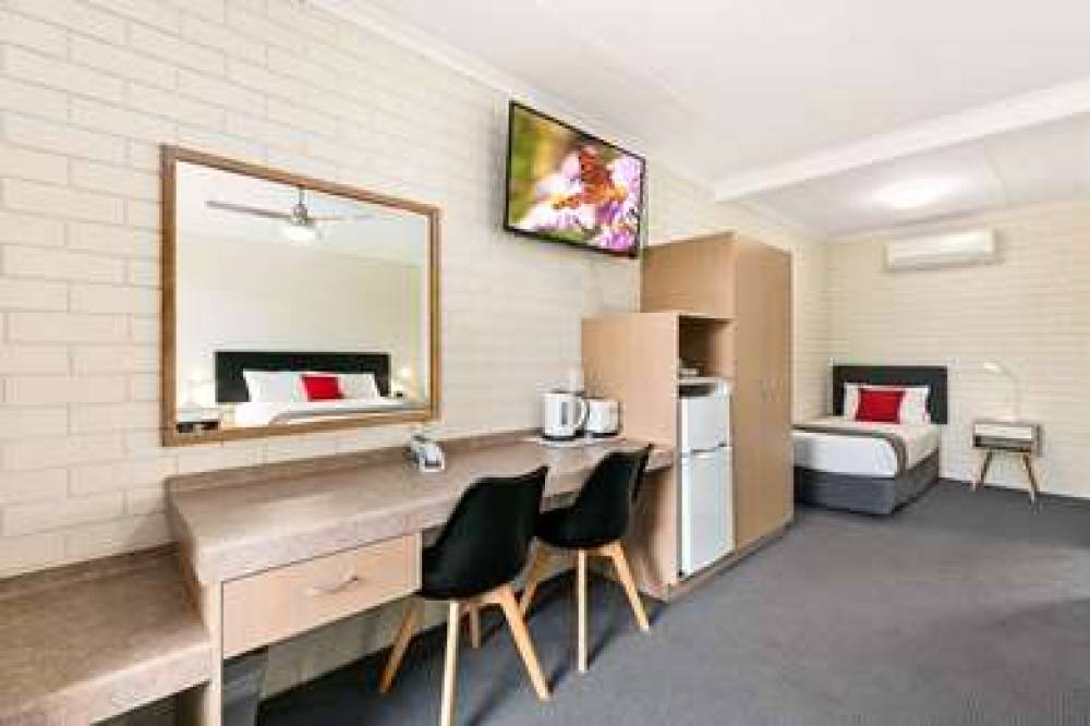 COMFORT INN ON MAIN HERVEY BAY 4