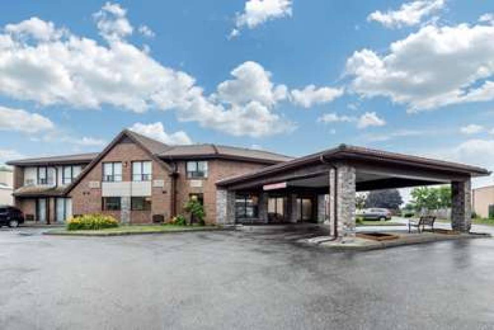 Comfort Inn Oshawa 2