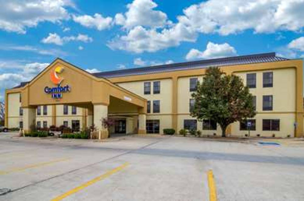 Comfort Inn Ottawa 1