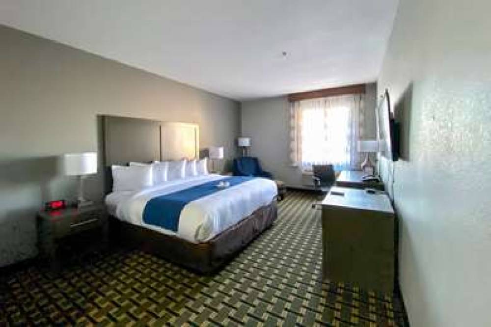 COMFORT INN OWASSO - TULSA 8