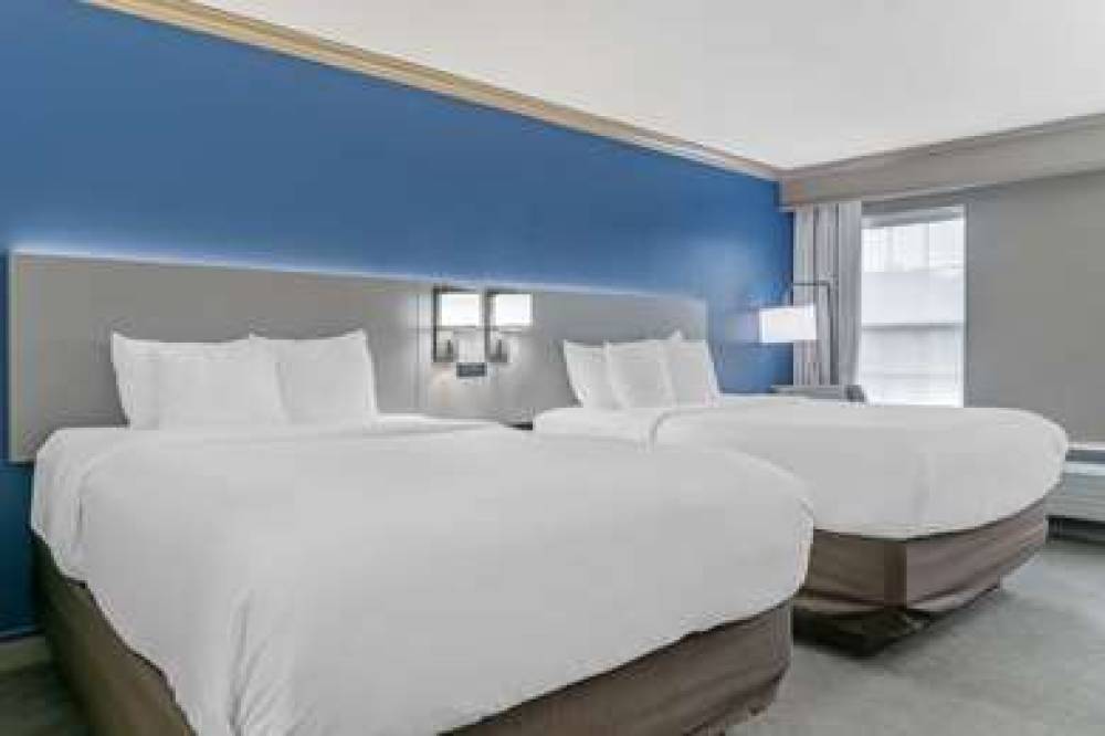 Comfort Inn Plainwell 3