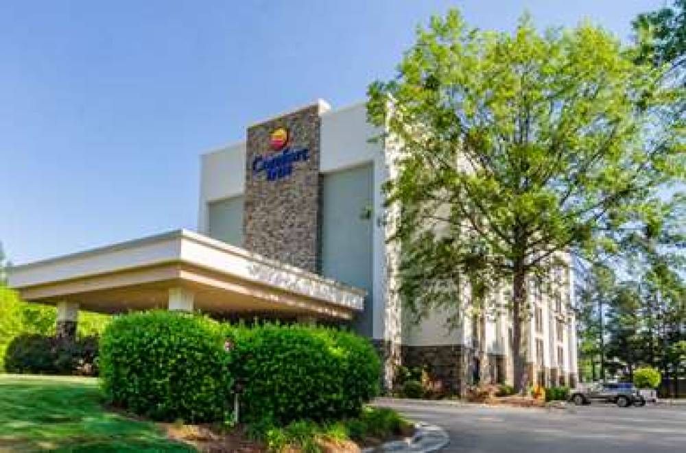 COMFORT INN RALEIGH MIDTOWN 1