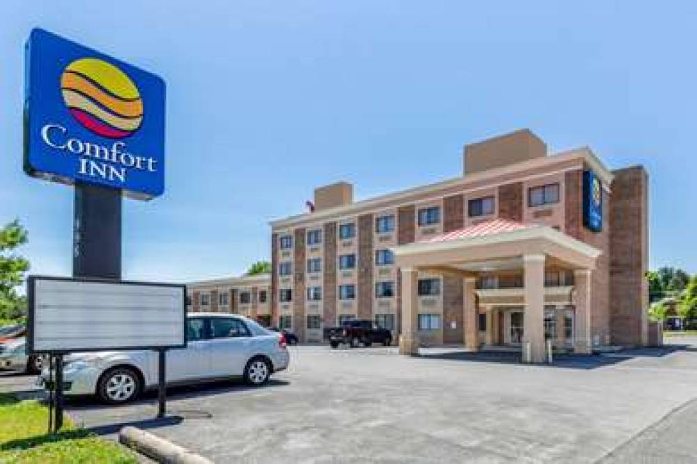 Comfort Inn Red Horse 1