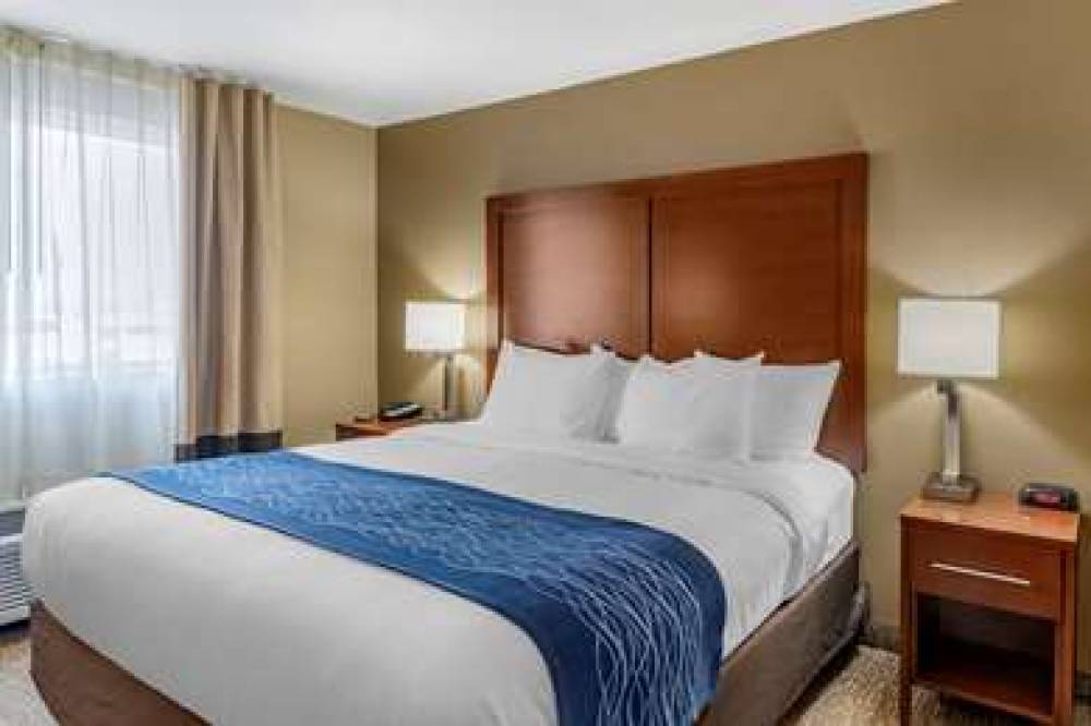 COMFORT INN ROSEBURG 9