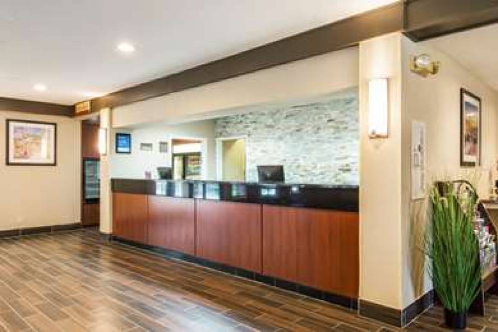 COMFORT INN ROSWELL-DUNWOODY 3