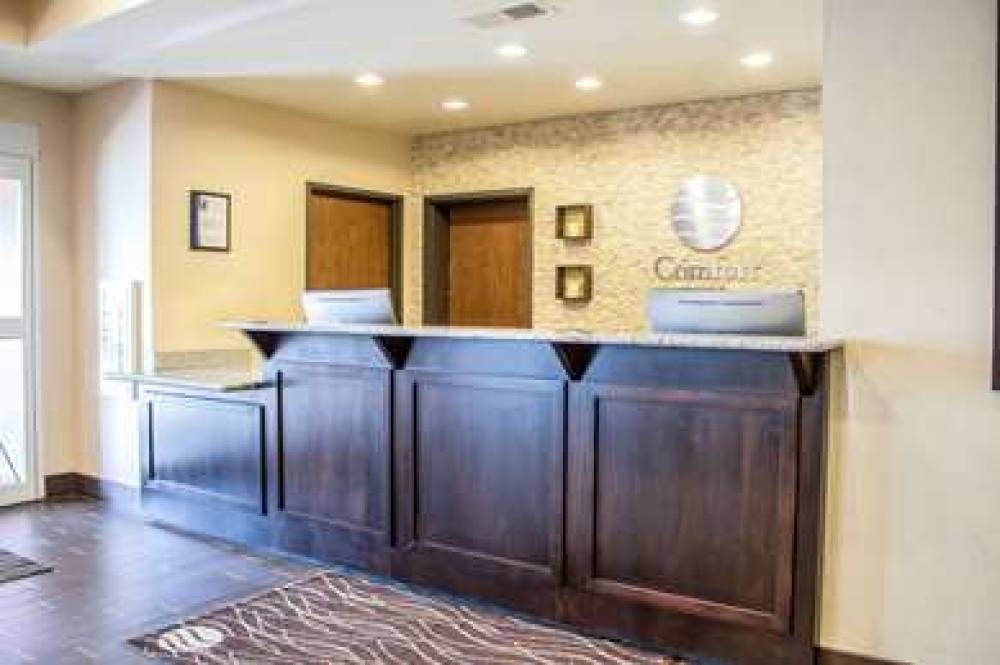 Comfort Inn Saint Clairsville 8