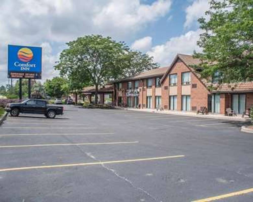 Comfort Inn Simcoe 2