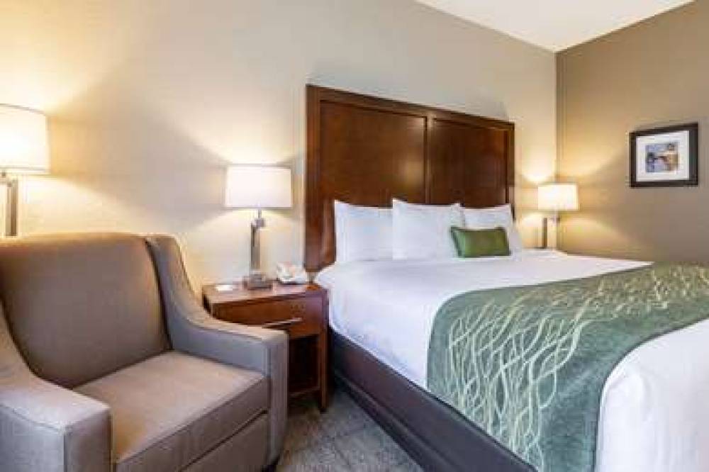 COMFORT INN SOUTH TULSA -  WOODLAND 9