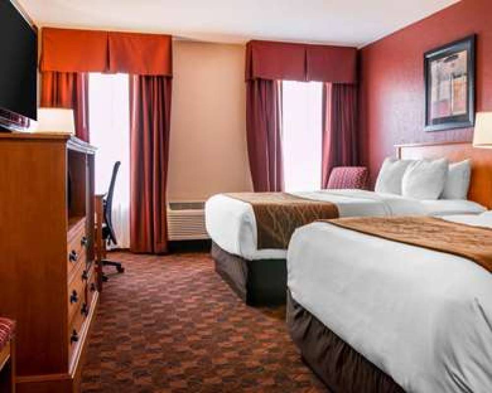 Comfort Inn & Suites And Conference Center 7