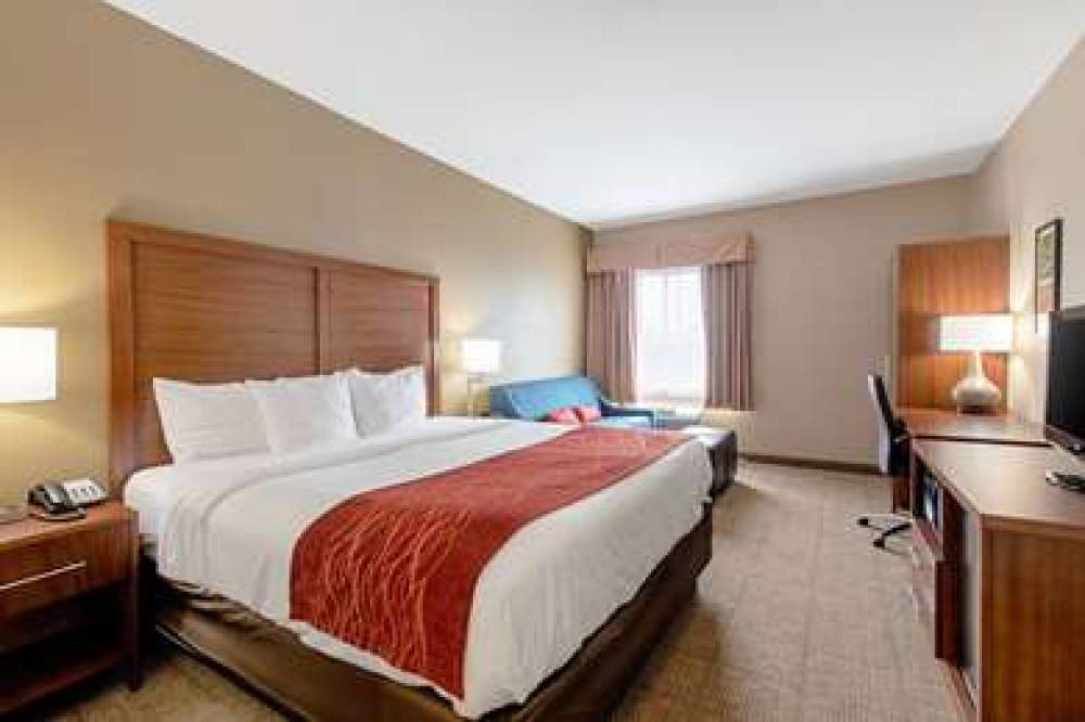 Comfort Inn & Suites And Suites Fredericksburg 8