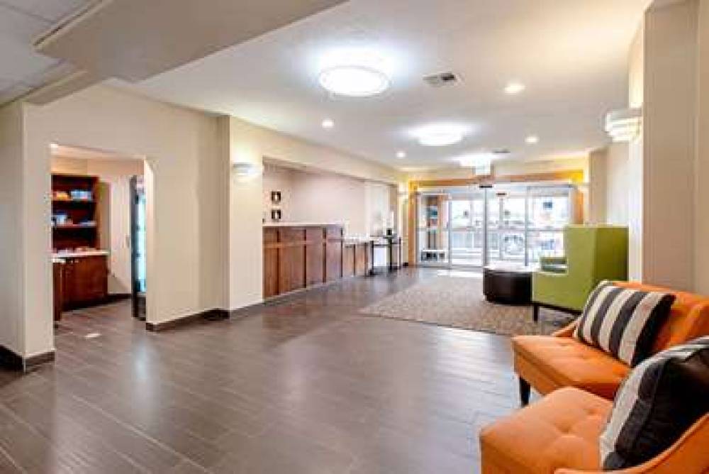 Comfort Inn & Suites And Suites Fredericksburg 7