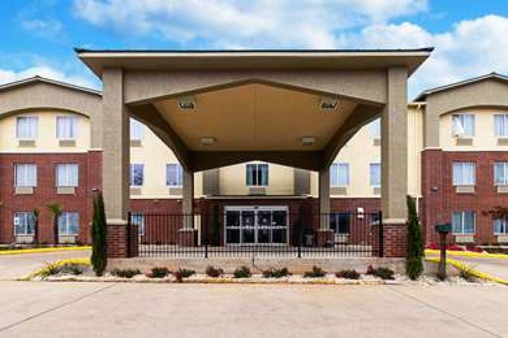 Comfort Inn & Suites And Suites Fredericksburg 2