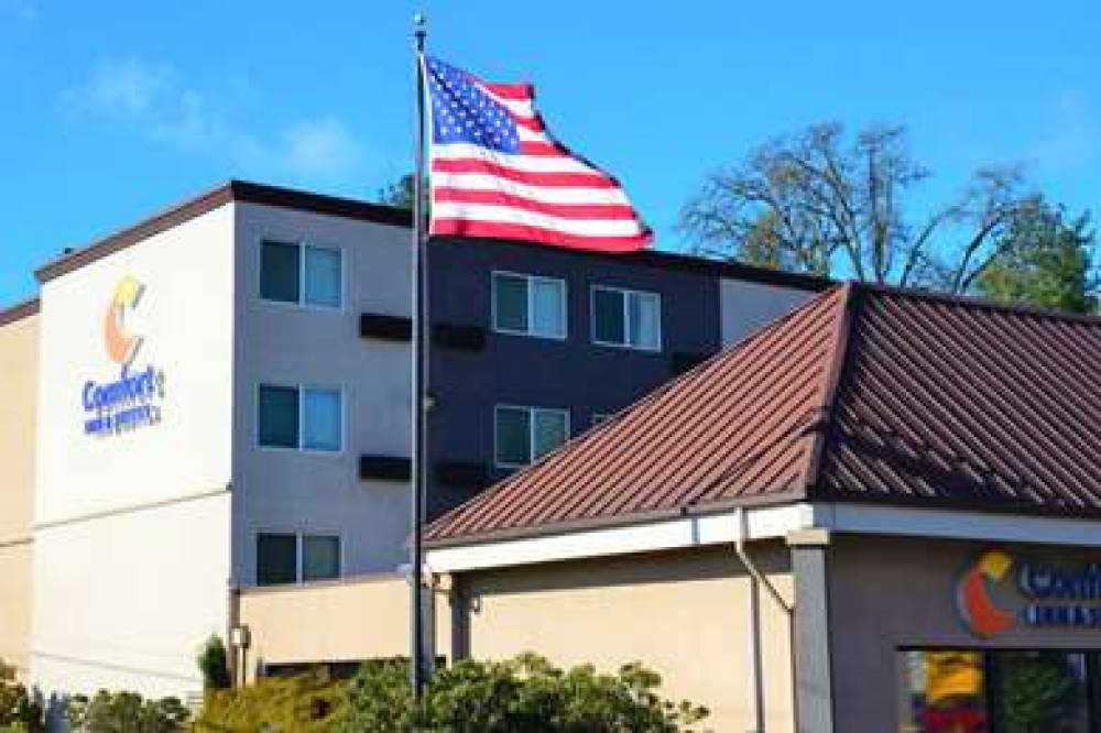 Comfort Inn & Suites Beaverton - Portland West 1