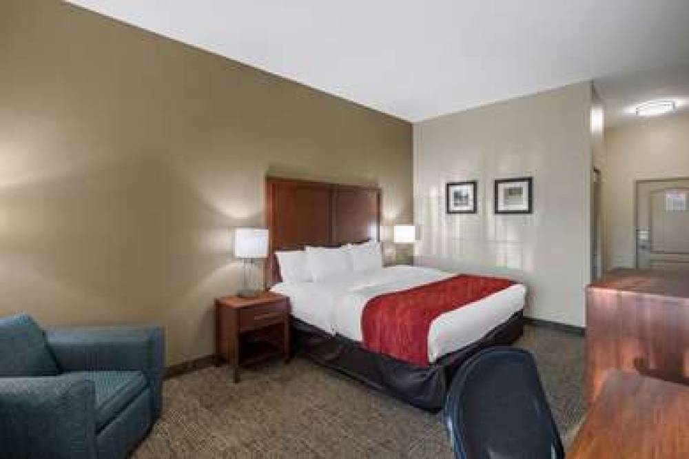 COMFORT INN & SUITES CEDAR HILL DUN 7