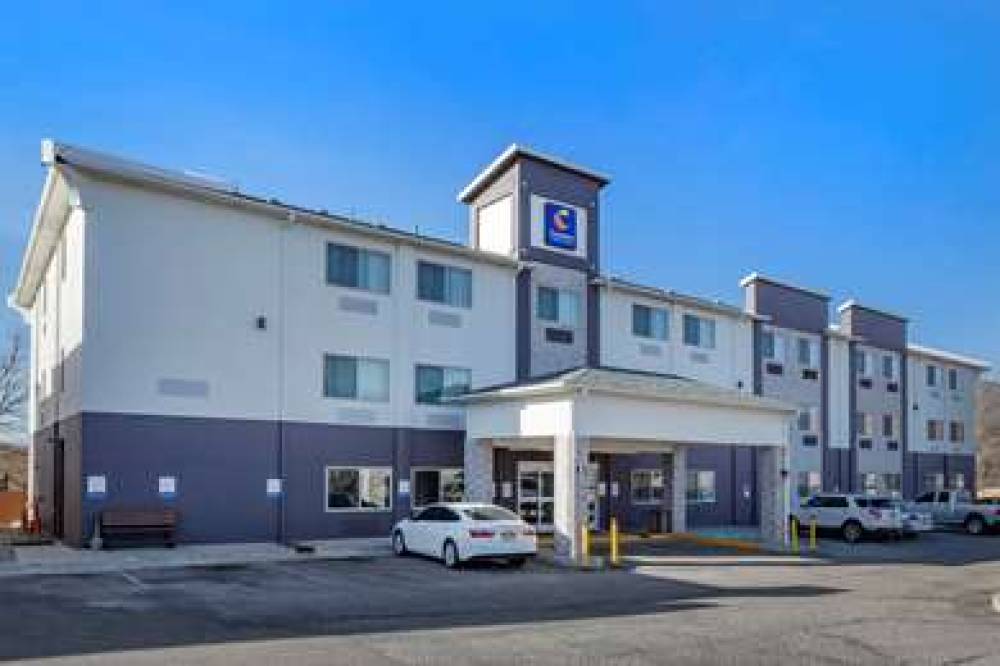 Comfort Inn & Suites 2