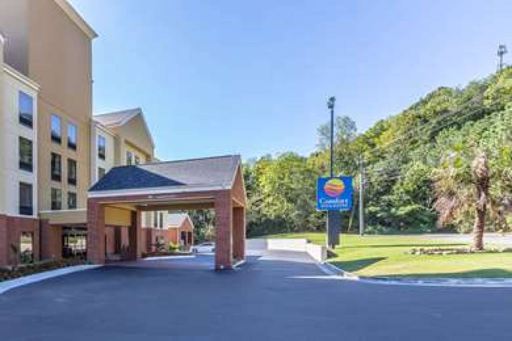 Comfort Inn & Suites