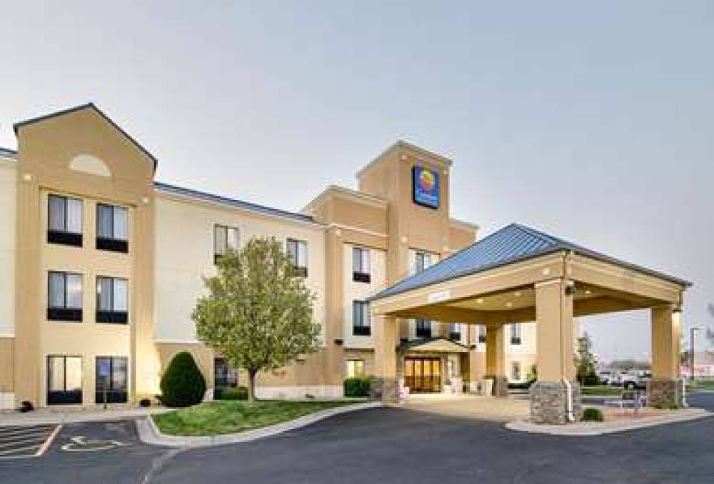 Comfort Inn & Suites 3