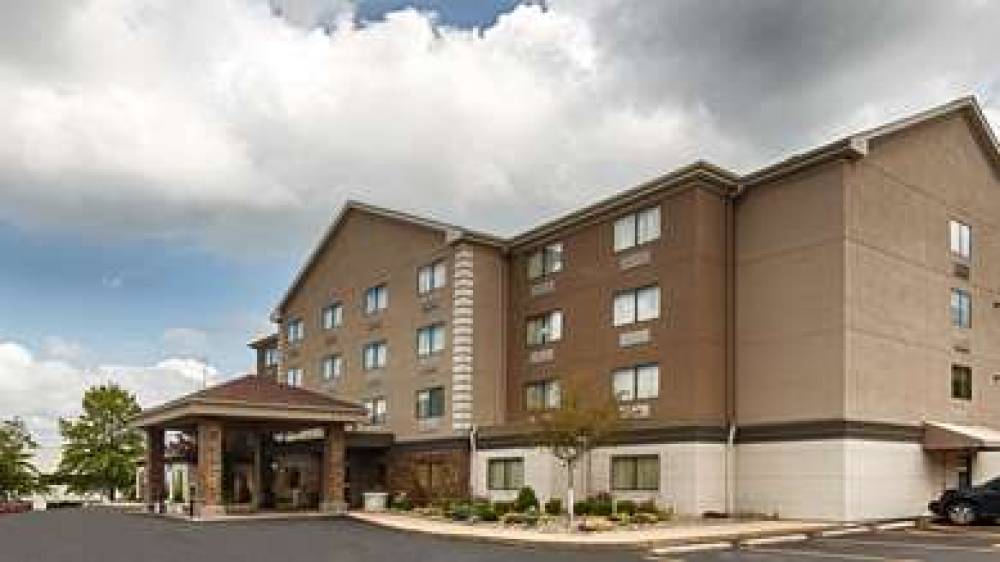 COMFORT INN & SUITES COPLEY AKRON 1