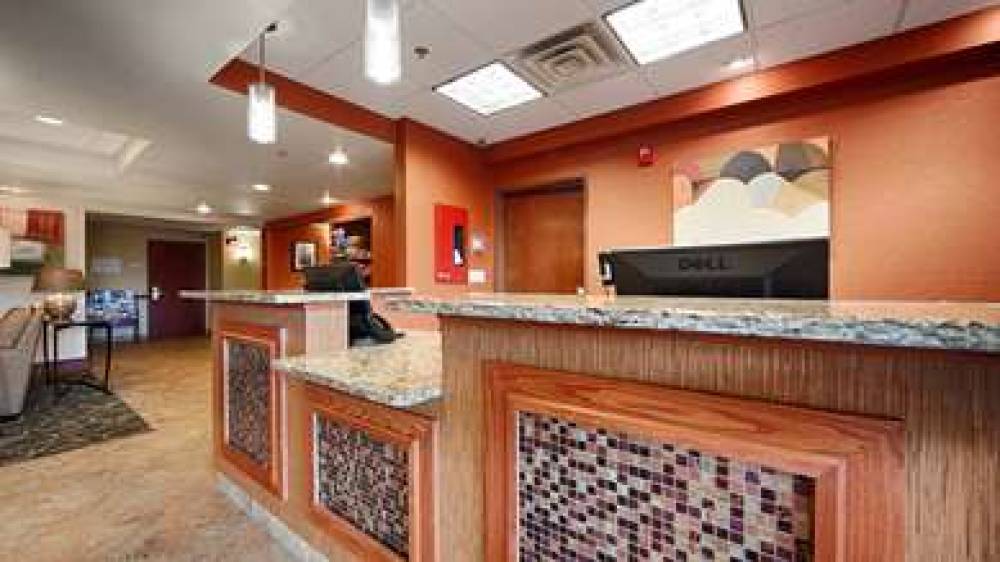 COMFORT INN & SUITES COPLEY AKRON 3