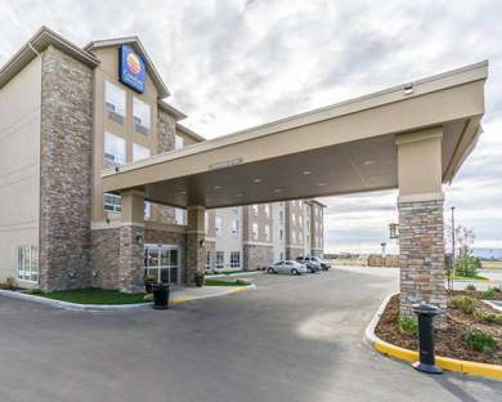 COMFORT INN & SUITES EDMONTON INTER 3