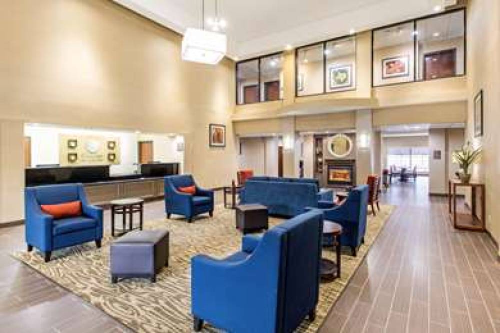 COMFORT INN & SUITES IAH BUSH AIRPO 2