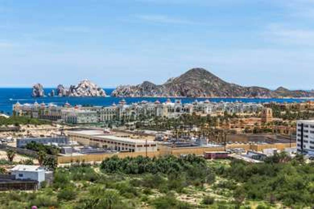 Comfort Inn & Suites Los Cabos