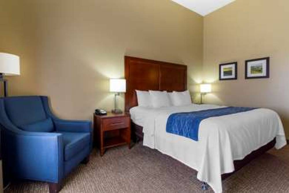 Comfort Inn & Suites Mandan - Bismarck 6