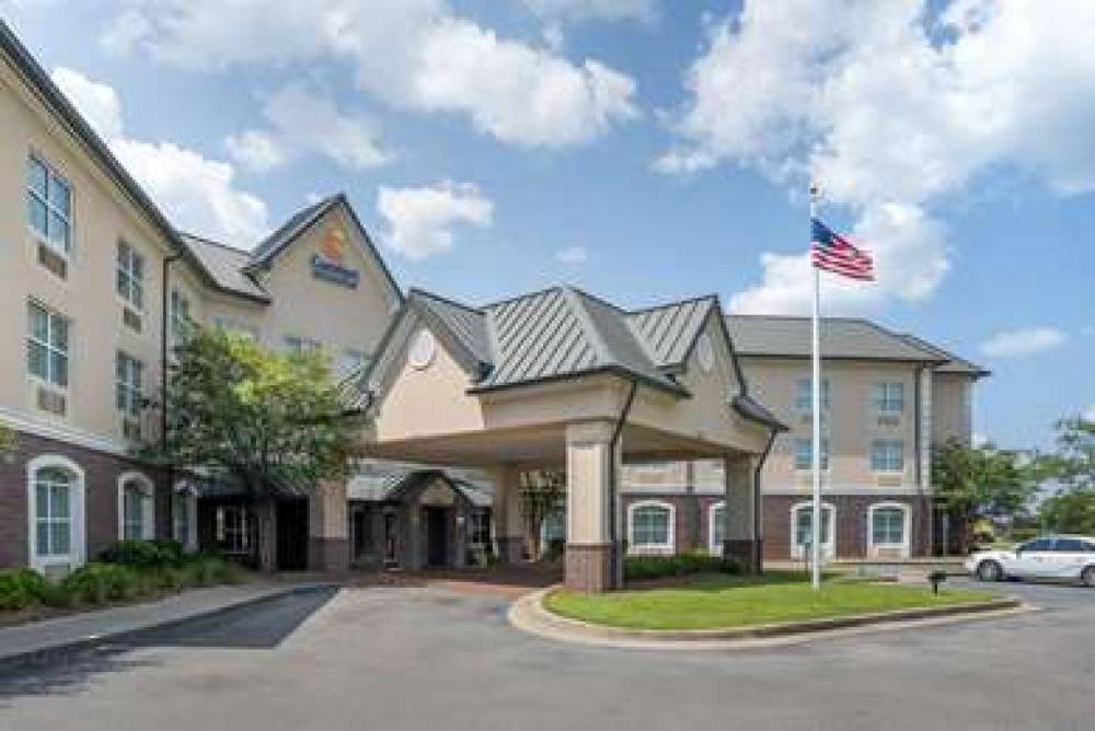 Comfort Inn & Suites Mobile Near Eastern Shore Centre 1