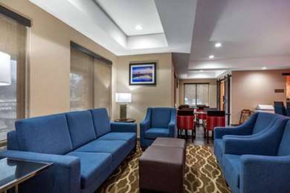 Comfort Inn & Suites Montgomery East Carmichael Rd 7