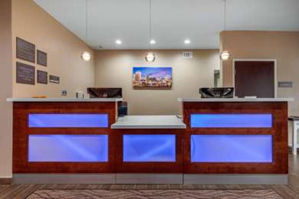 Comfort Inn & Suites Montgomery East Carmichael Rd 4