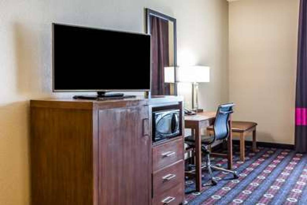 Comfort Inn & Suites Newcastle - Oklahoma City 6