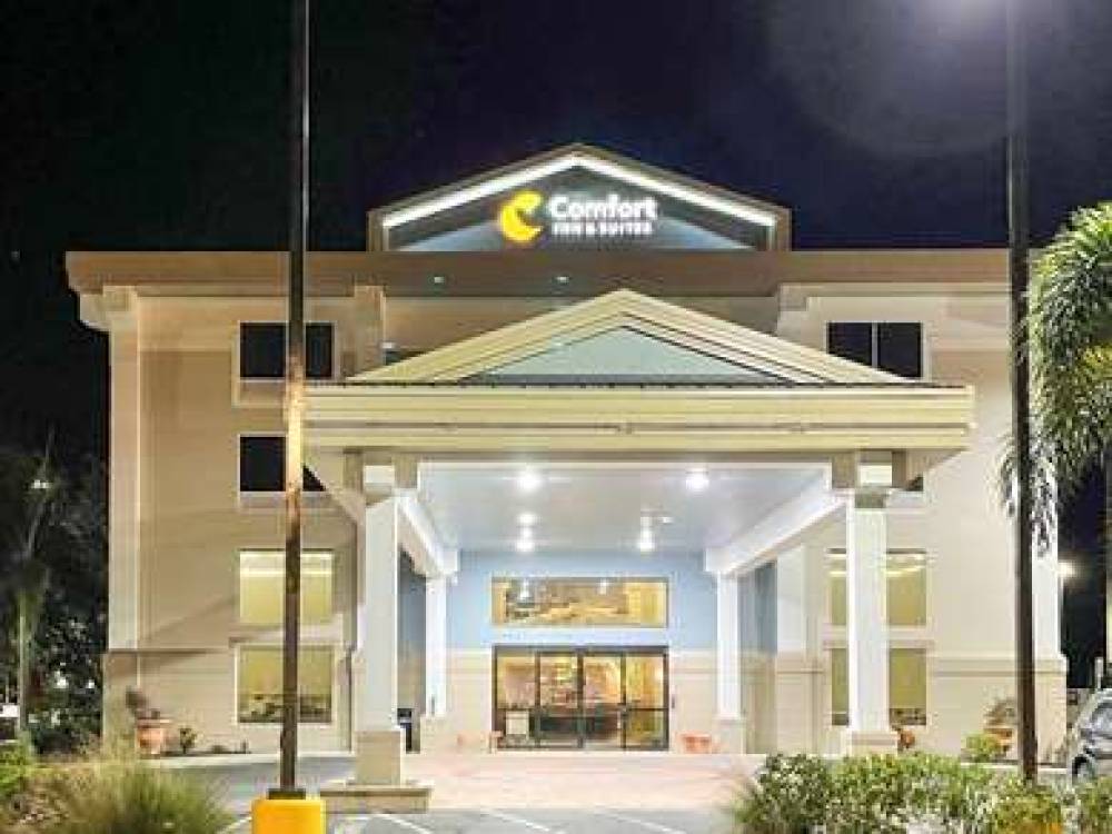 COMFORT INN & SUITES SARASOTA I75 1