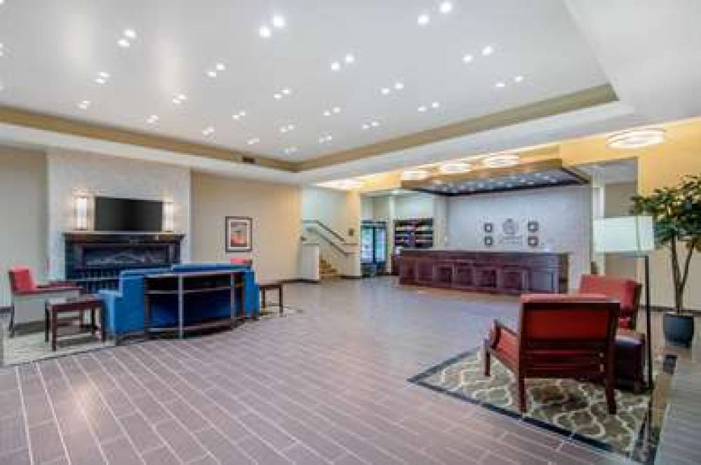 Comfort Inn & Suites Shawnee - Kansas City 3