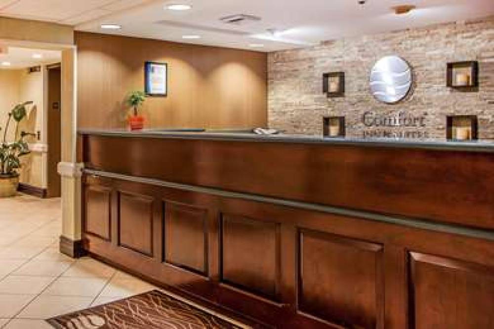 Comfort Inn & Suites Somerset - New Brunswick 3