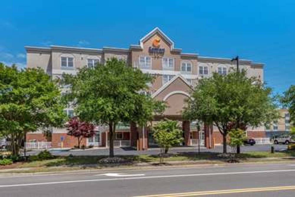 Comfort Inn & Suites Virginia Beach - Norfolk Airport 2