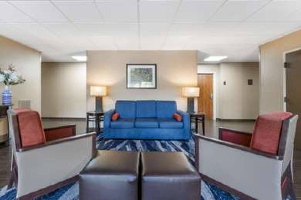 COMFORT INN SUMMERVILLE - CHARLESTO 9