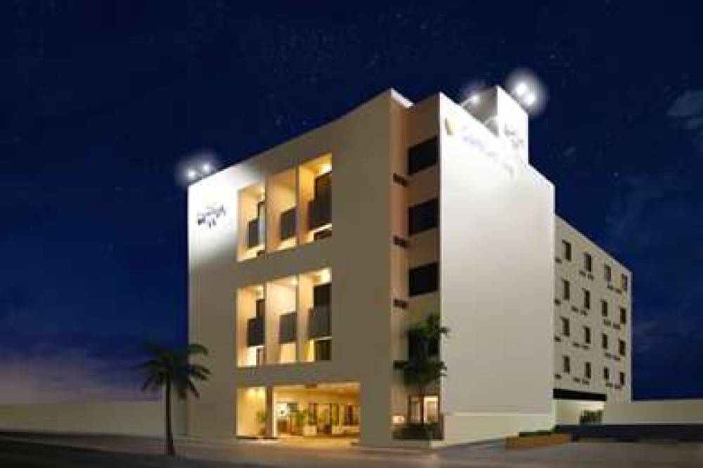 Comfort Inn Tampico 2