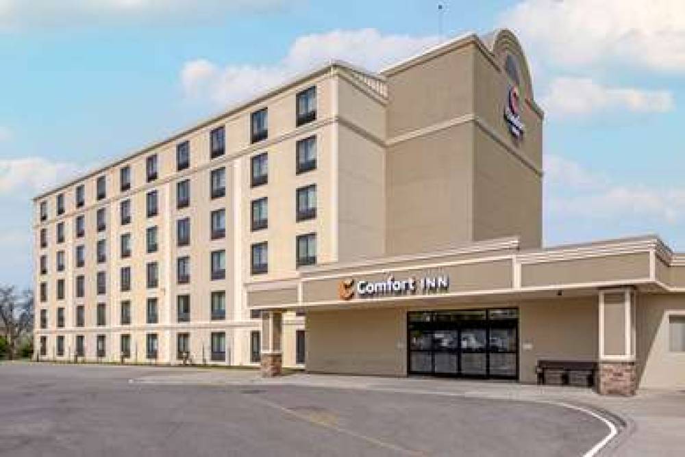 Comfort Inn The Pointe 2