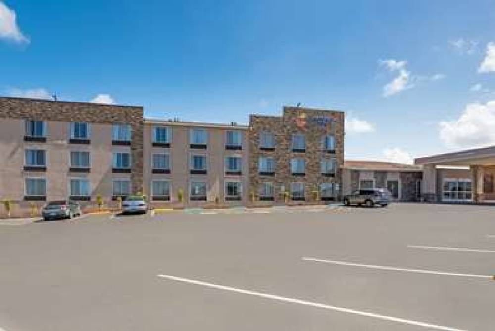 COMFORT INN TONOPAH 2