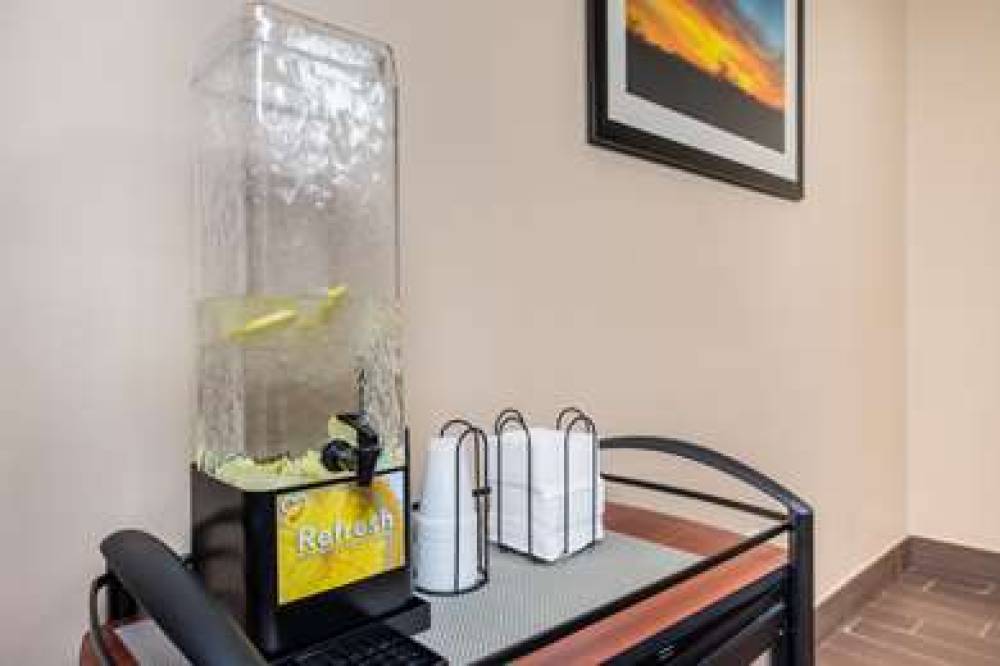 COMFORT INN TONOPAH 7