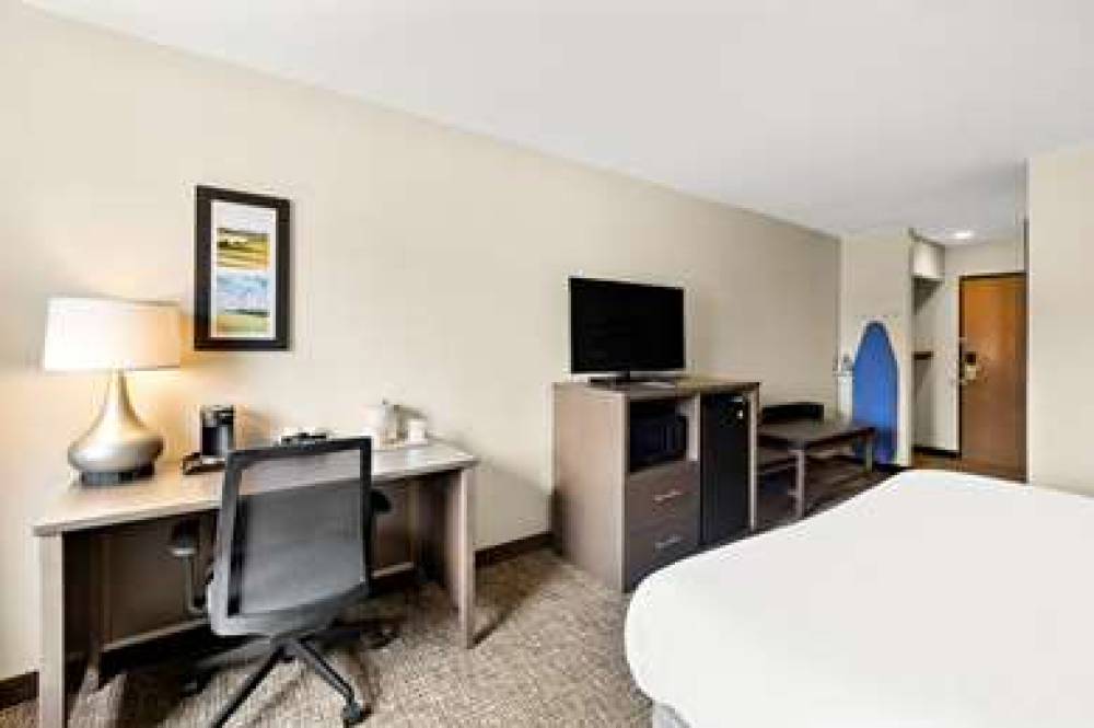 Comfort Inn Van Wert 10