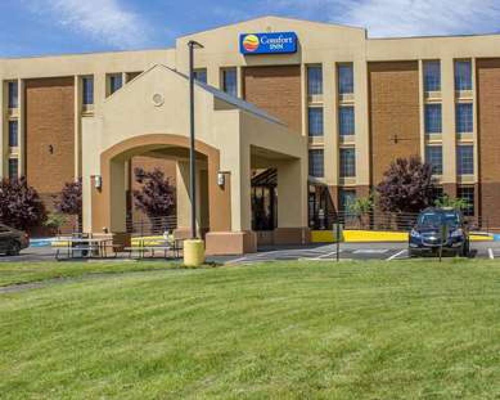 Comfort Inn Wethersfield 1