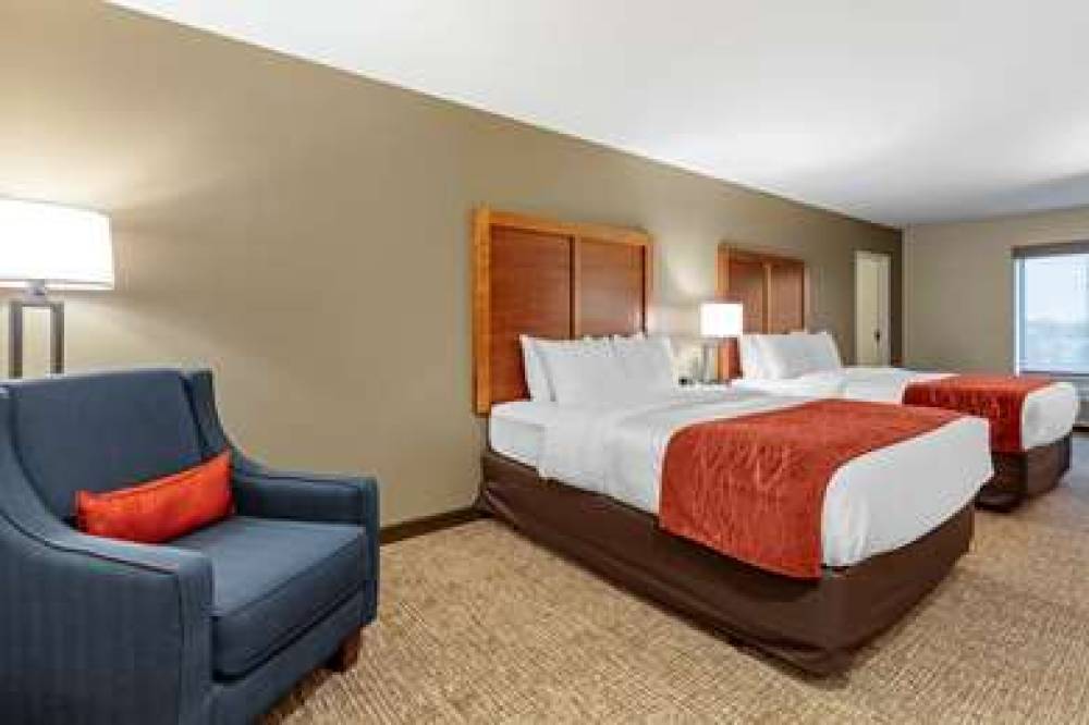 COMFORT INN WHITE HOUSE 6