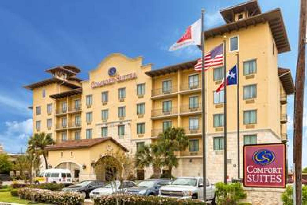 Comfort Suites Alamo/River Walk 2